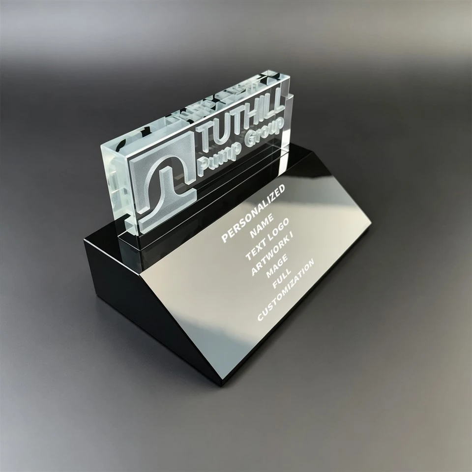 Personalized Crystal Trophy With Black Base factory